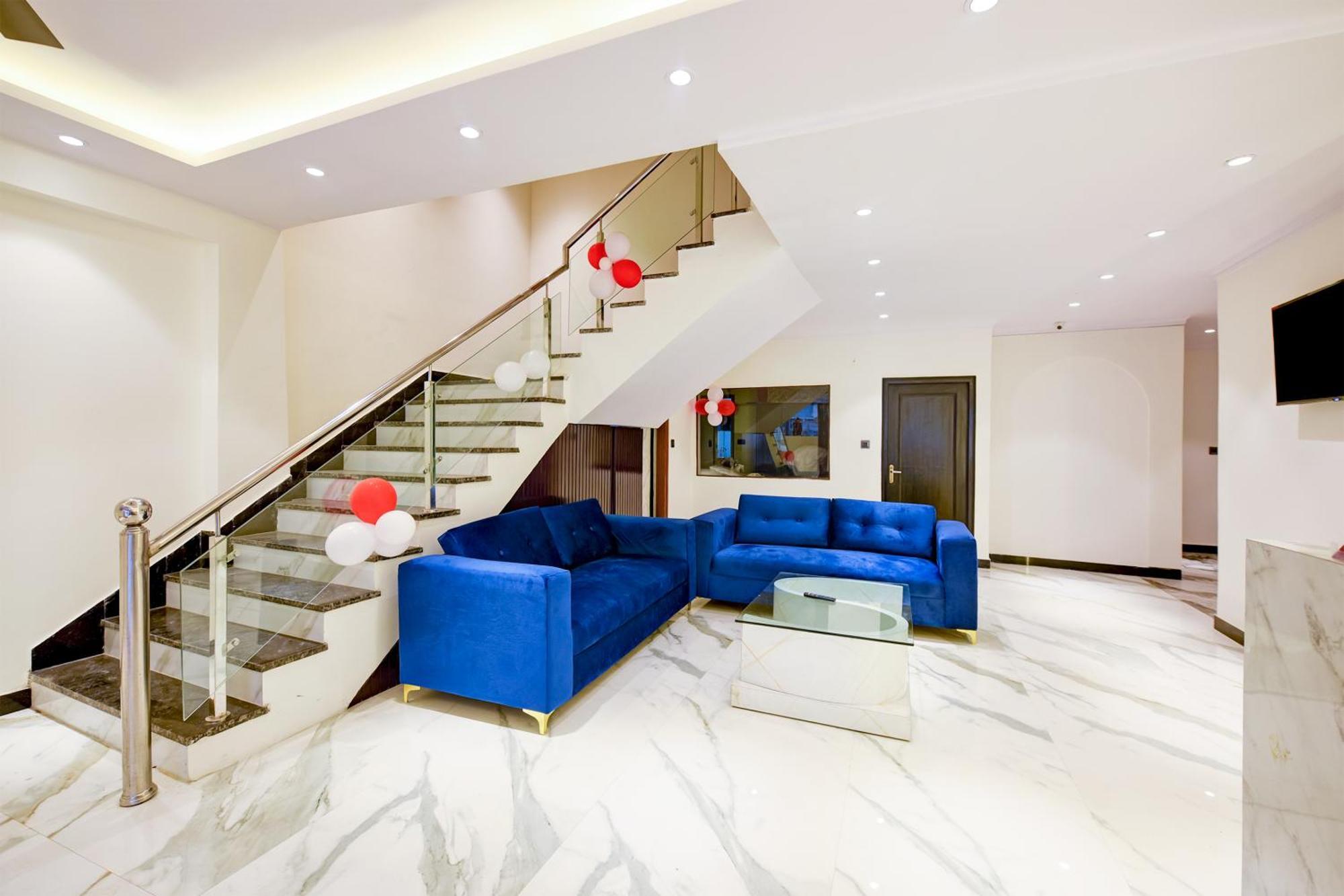 Hotel Surya Plaza Нью-Делі Екстер'єр фото
