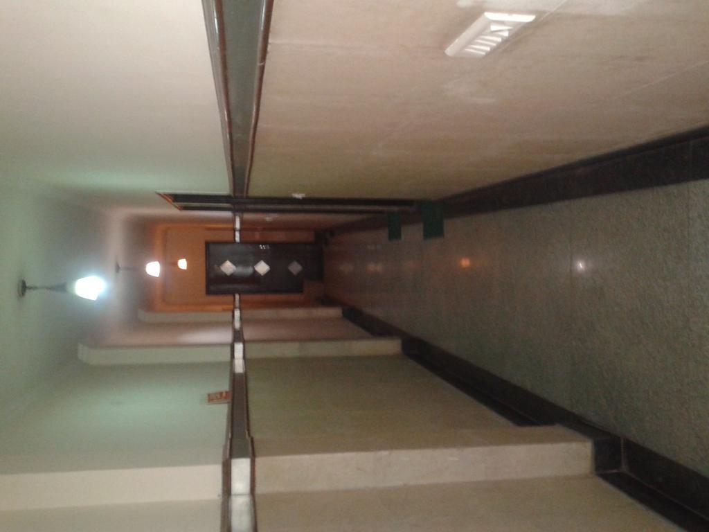 Hotel Surya Plaza Нью-Делі Екстер'єр фото